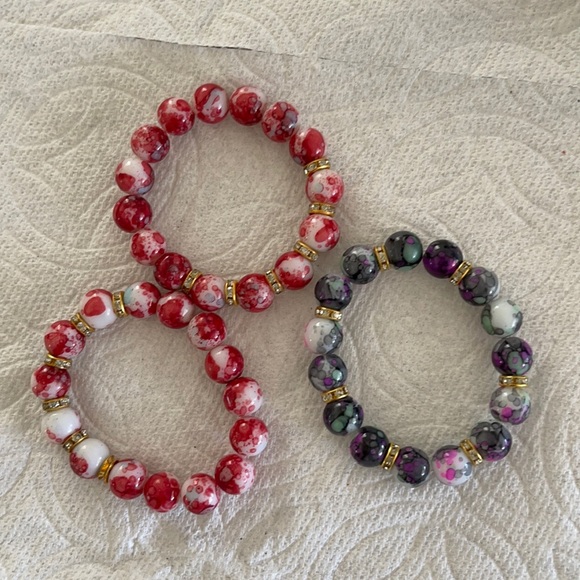 Beautiful bracelets for beautiful girls - Picture 1 of 2